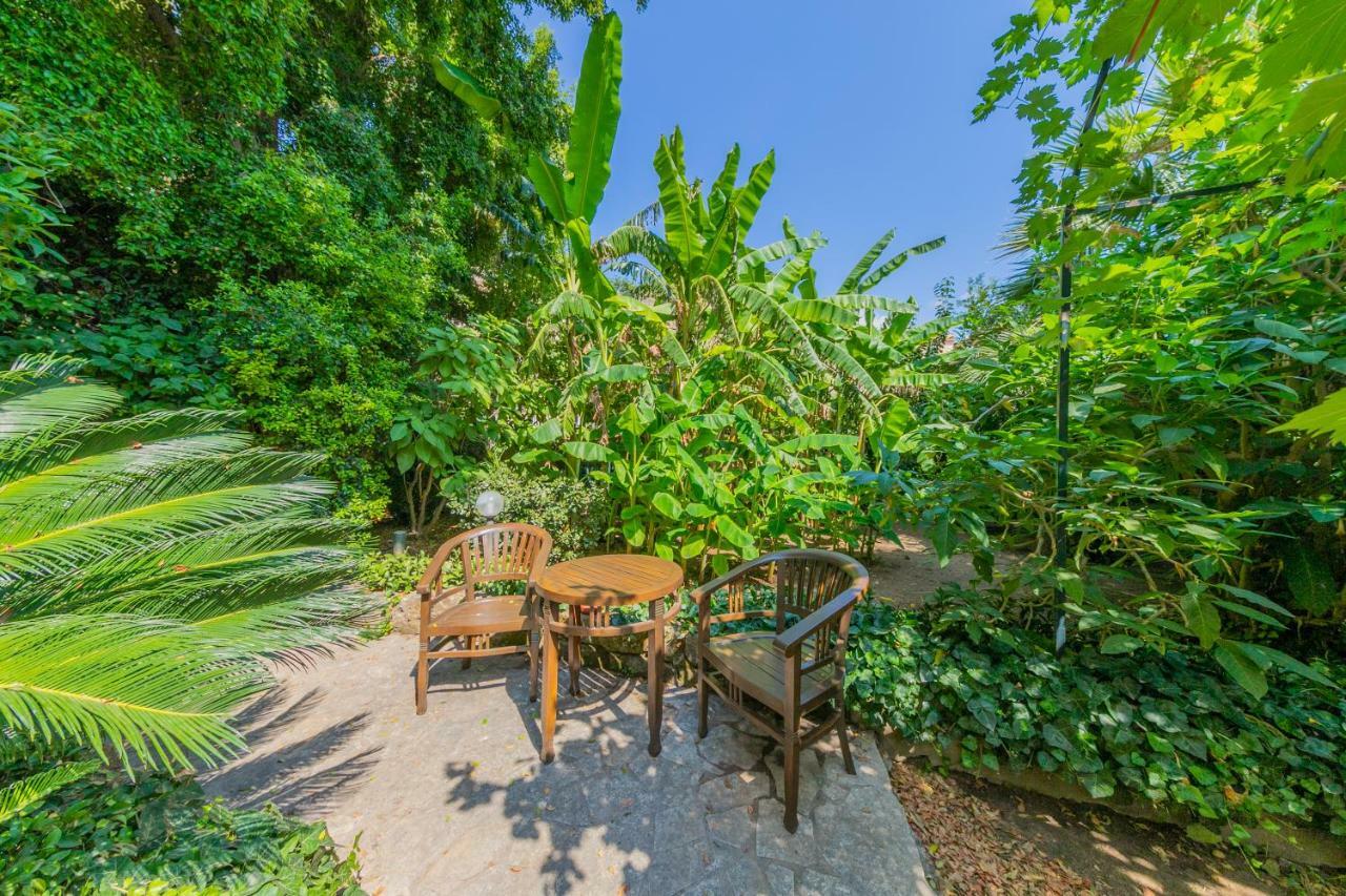 Villa Mezzarancia ปาแลร์โม ภายนอก รูปภาพ