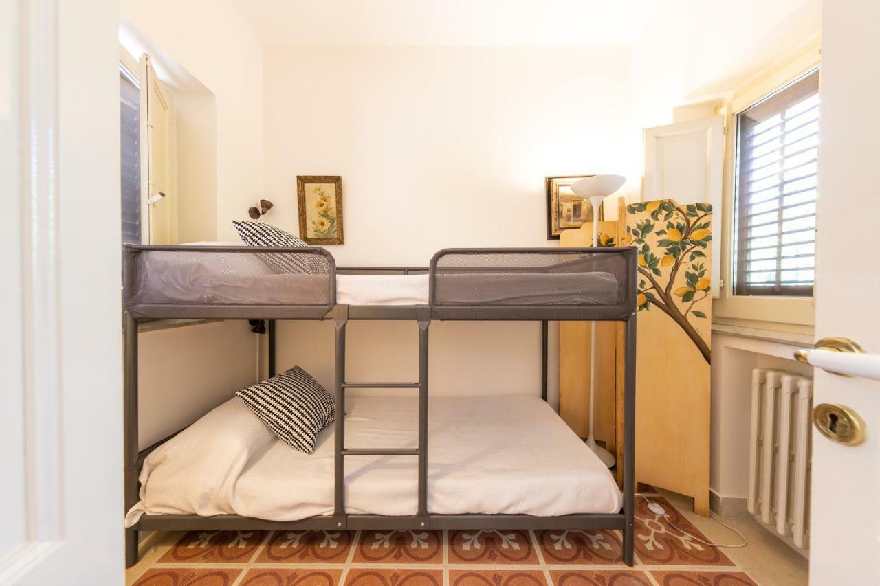 Villa Mezzarancia ปาแลร์โม ภายนอก รูปภาพ